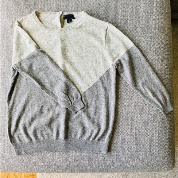 J. CREW COLLECTION 100% Cashmere Sweater - Picture 3 of 7